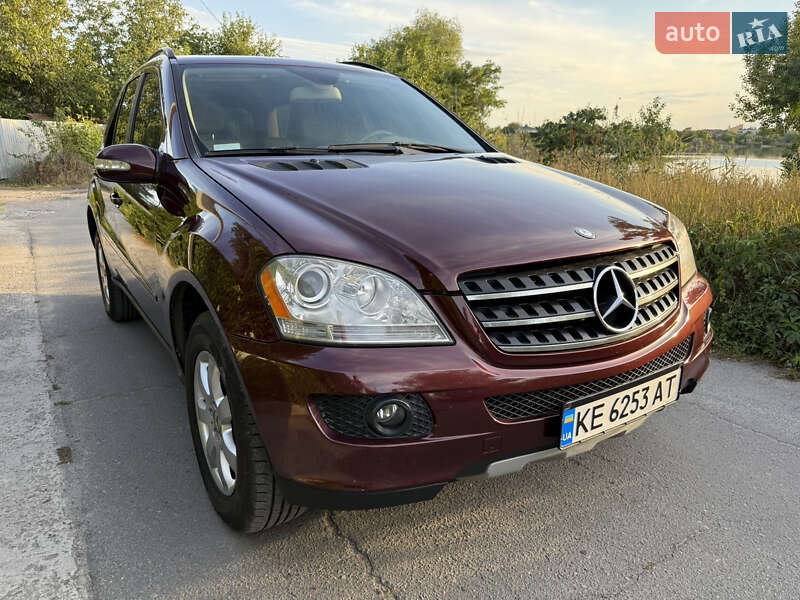 Внедорожник / Кроссовер Mercedes-Benz M-Class 2007 в Новомосковске фото 23 Внедорожник / Кроссовер Mercedes-Benz M-Class 2007 в Новомосковске