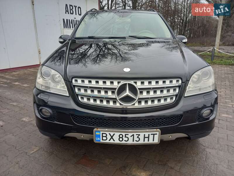 Внедорожник / Кроссовер Mercedes-Benz M-Class 2006 в Теофиполе