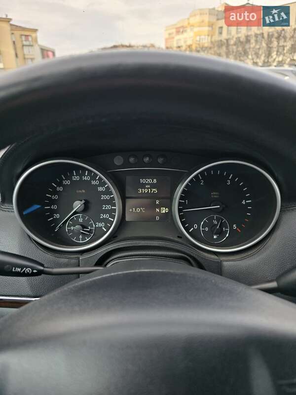 Внедорожник / Кроссовер Mercedes-Benz M-Class 2011 в Ивано-Франковске