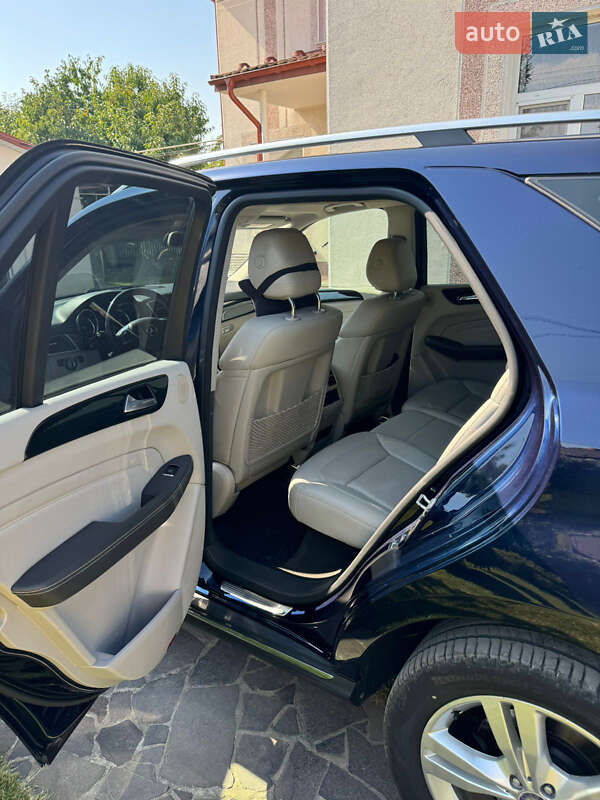 Внедорожник / Кроссовер Mercedes-Benz M-Class 2014 в Бродах