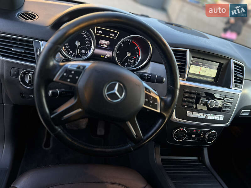 Внедорожник / Кроссовер Mercedes-Benz M-Class 2015 в Тернополе фото 14 Внедорожник / Кроссовер Mercedes-Benz M-Class 2015 в Тернополе