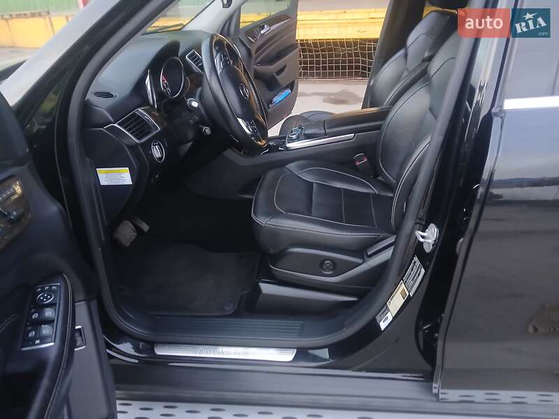 Внедорожник / Кроссовер Mercedes-Benz M-Class 2012 в Хмельницком