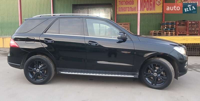 Внедорожник / Кроссовер Mercedes-Benz M-Class 2012 в Хмельницком