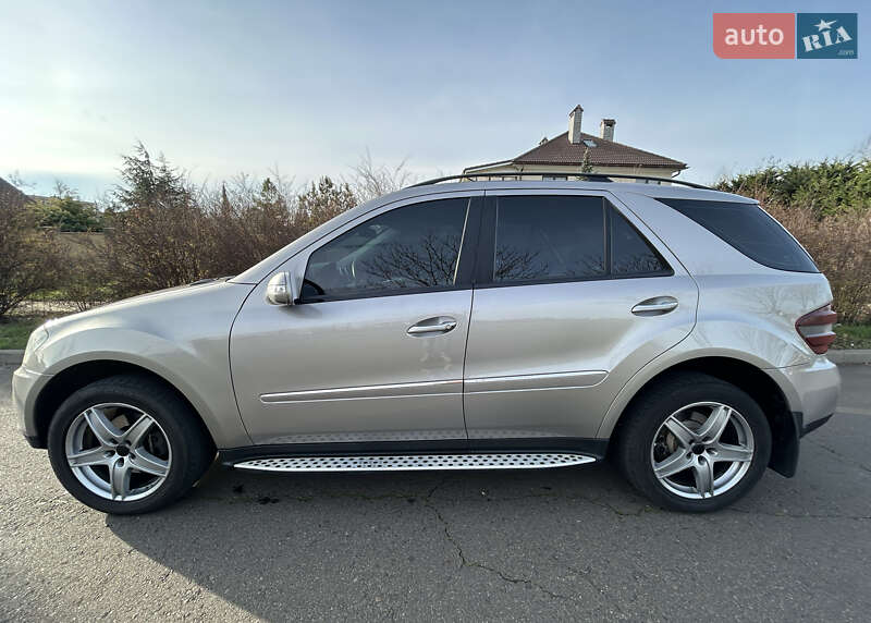 Mercedes-Benz M-Class 2008 Mercedes-Benz M-Class 2008