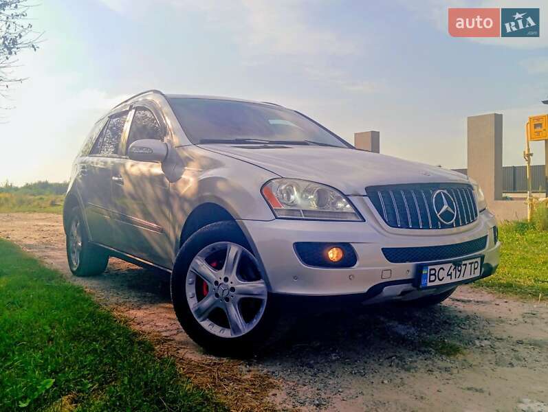 Внедорожник / Кроссовер Mercedes-Benz M-Class 2005 в Львове