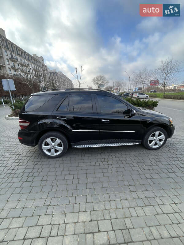 Внедорожник / Кроссовер Mercedes-Benz M-Class 2008 в Одессе