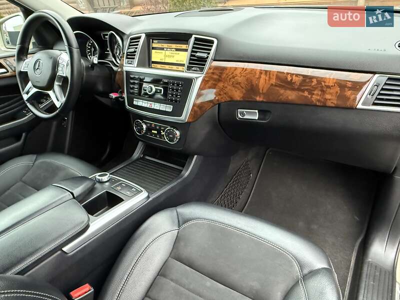 Внедорожник / Кроссовер Mercedes-Benz M-Class 2011 в Киеве фото 61 Внедорожник / Кроссовер Mercedes-Benz M-Class 2011 в Киеве