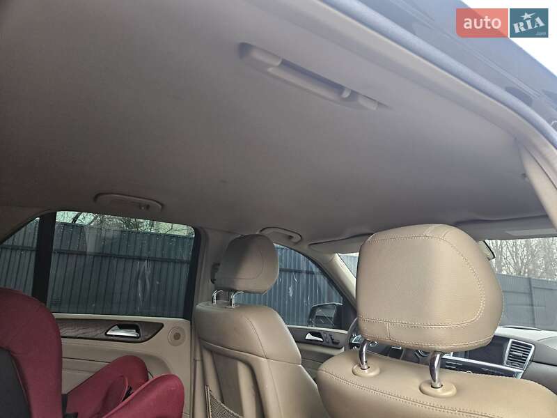 Внедорожник / Кроссовер Mercedes-Benz M-Class 2013 в Тернополе фото 27 Внедорожник / Кроссовер Mercedes-Benz M-Class 2013 в Тернополе