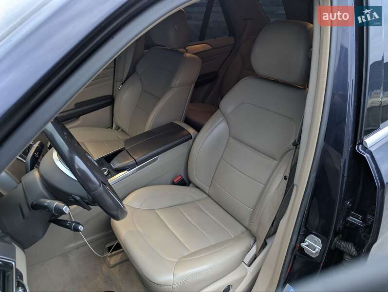 Позашляховик / Кросовер Mercedes-Benz M-Class 2012 в Львові