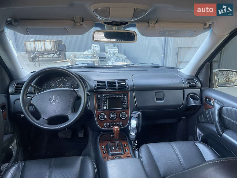 Внедорожник / Кроссовер Mercedes-Benz M-Class 2002 в Львове