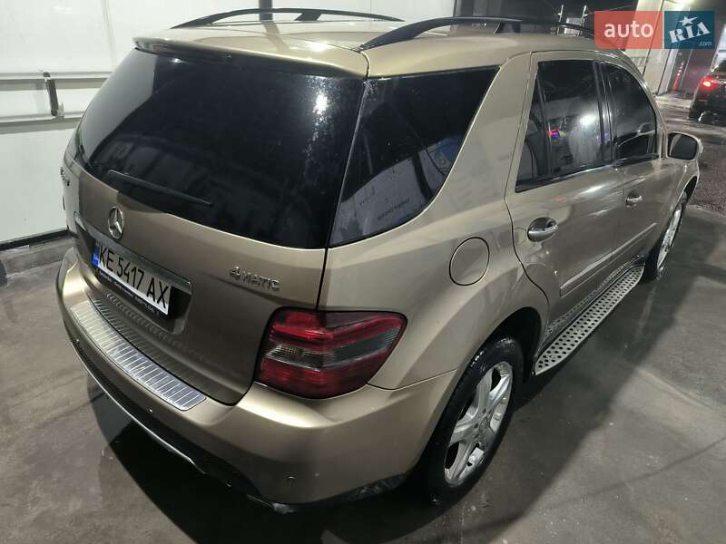 Внедорожник / Кроссовер Mercedes-Benz M-Class 2008 в Киеве