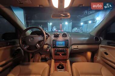 Внедорожник / Кроссовер Mercedes-Benz M-Class 2008 в Киеве