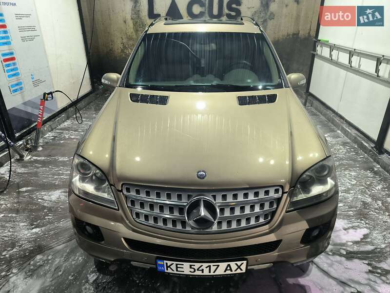 Внедорожник / Кроссовер Mercedes-Benz M-Class 2008 в Киеве