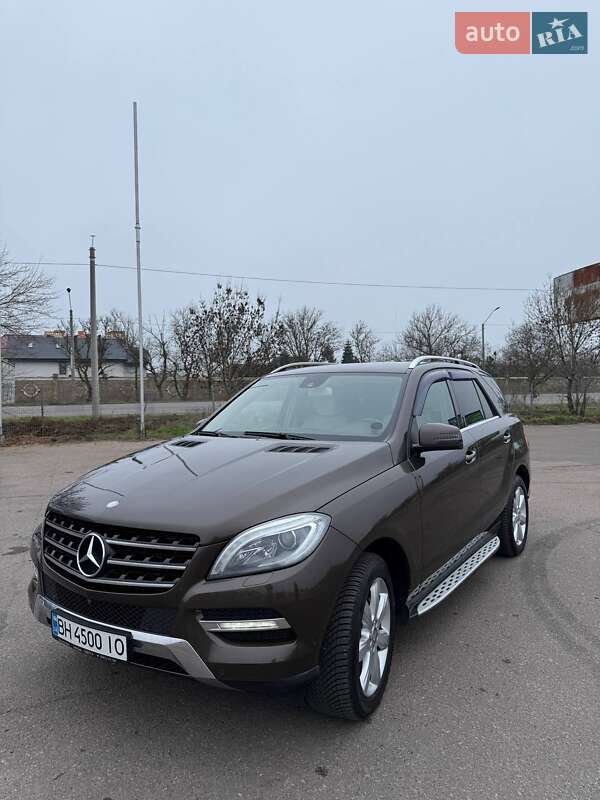 Mercedes-Benz M-Class 2015