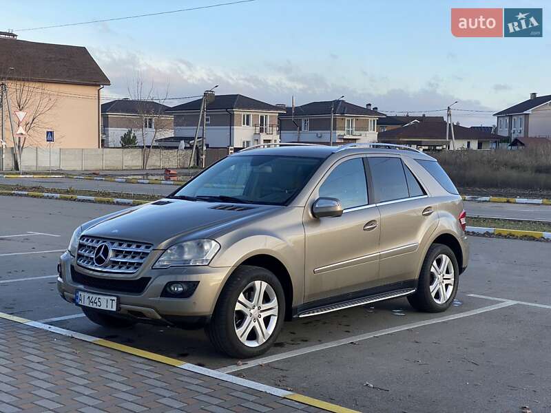 Внедорожник / Кроссовер Mercedes-Benz M-Class 2009 в Петропавловской Борщаговке фото 6 Внедорожник / Кроссовер Mercedes-Benz M-Class 2009 в Петропавловской Борщаговке