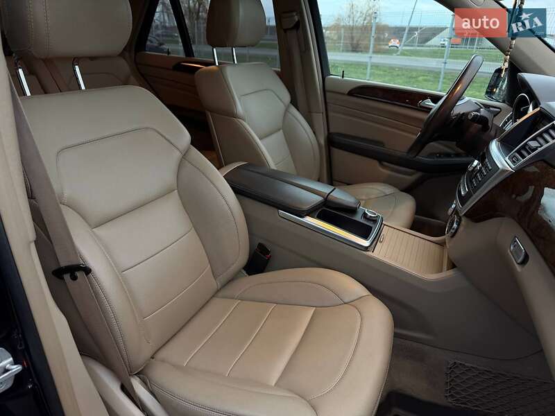 Позашляховик / Кросовер Mercedes-Benz M-Class 2012 в Дніпрі фото 19 Позашляховик / Кросовер Mercedes-Benz M-Class 2012 в Дніпрі