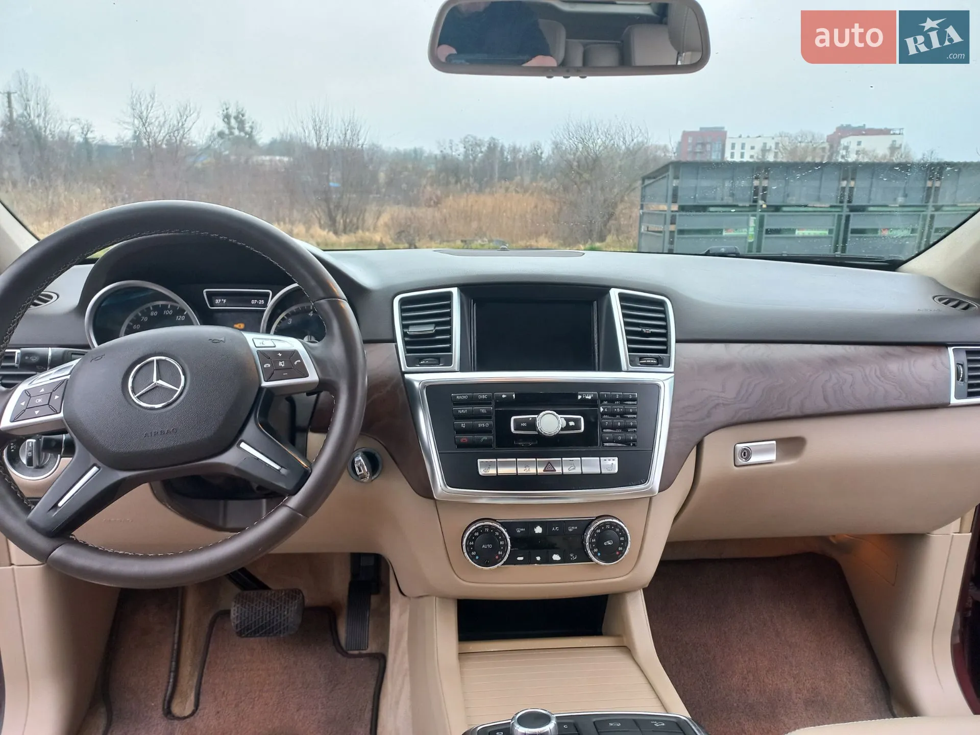 2013 Mercedes-Benz M-klasse - мініатюра 12