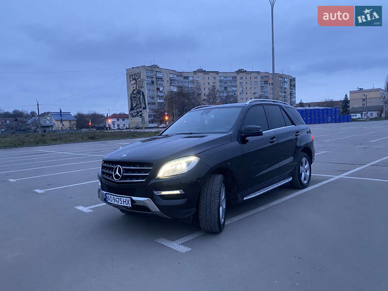 Внедорожник / Кроссовер Mercedes-Benz M-Class 2012 в Каменец-Подольском