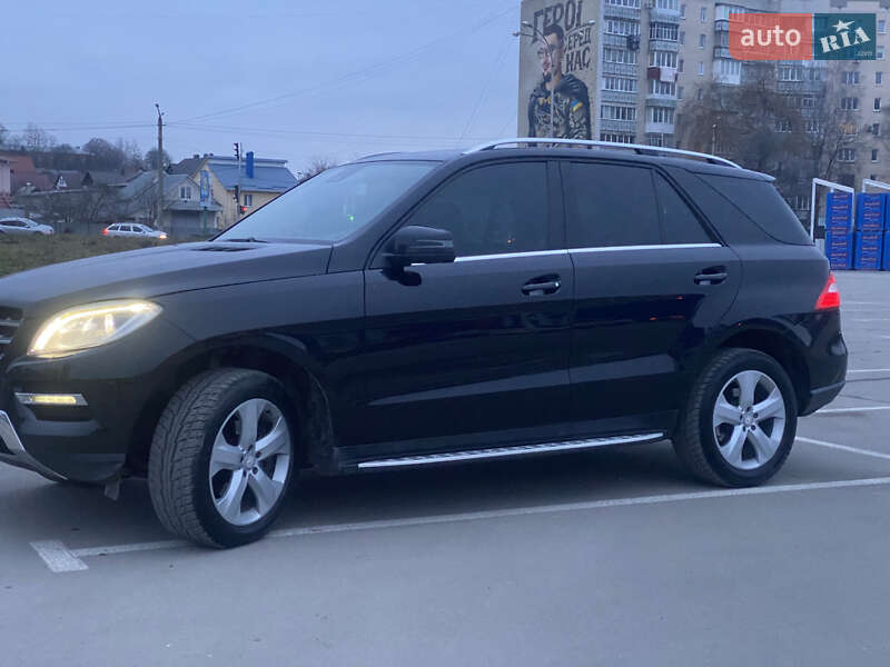 Внедорожник / Кроссовер Mercedes-Benz M-Class 2012 в Каменец-Подольском