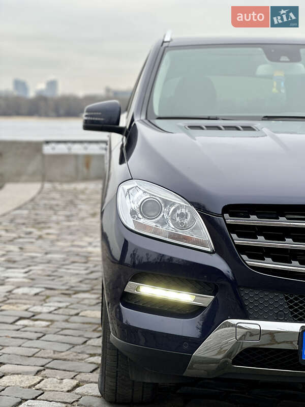 Внедорожник / Кроссовер Mercedes-Benz M-Class 2012 в Киеве фото 6 Внедорожник / Кроссовер Mercedes-Benz M-Class 2012 в Киеве