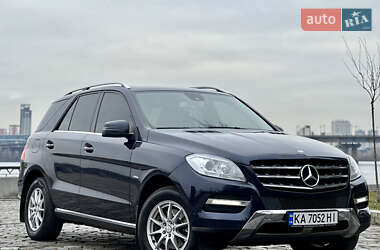 Позашляховик / Кросовер Mercedes-Benz M-Class 2012 в Києві