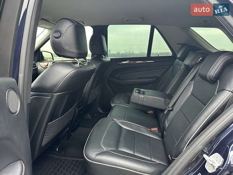 Внедорожник / Кроссовер Mercedes-Benz M-Class 2012 в Киеве фото 40 Внедорожник / Кроссовер Mercedes-Benz M-Class 2012 в Киеве