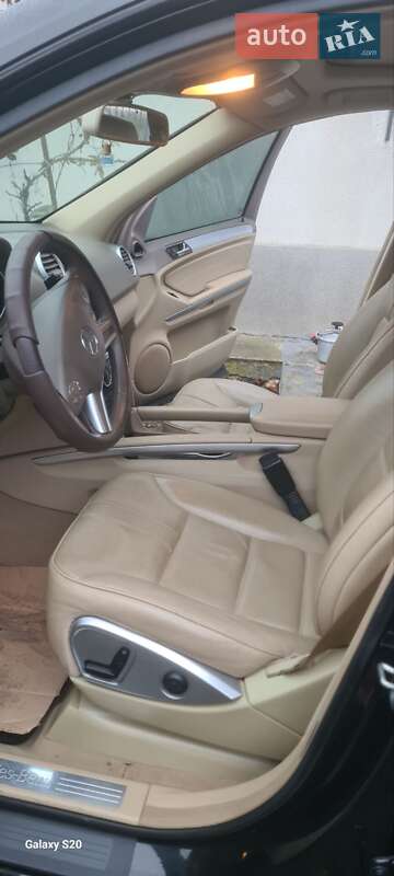 Позашляховик / Кросовер Mercedes-Benz M-Class 2009 в Чернівцях