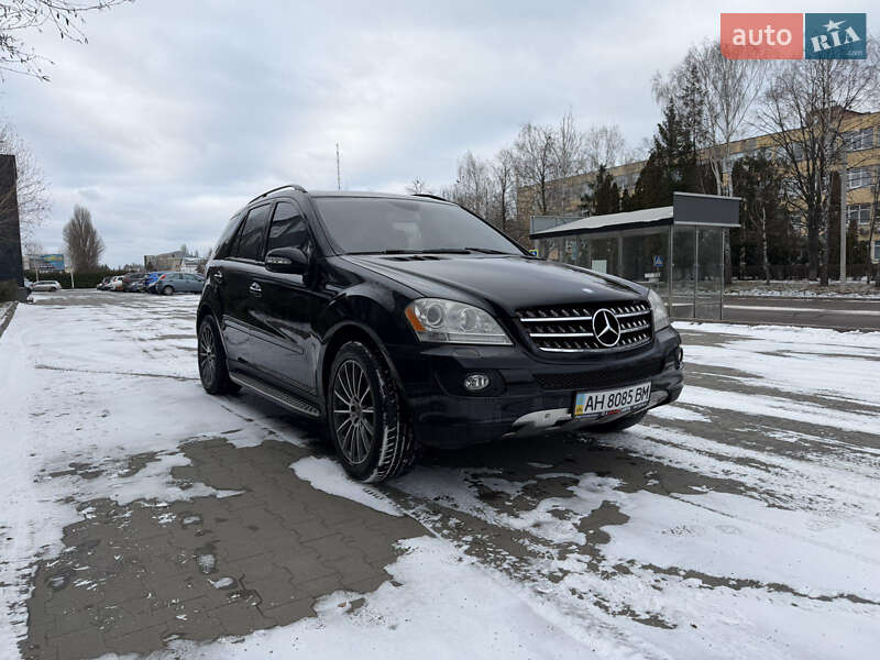 Mercedes-Benz M-Class 2008