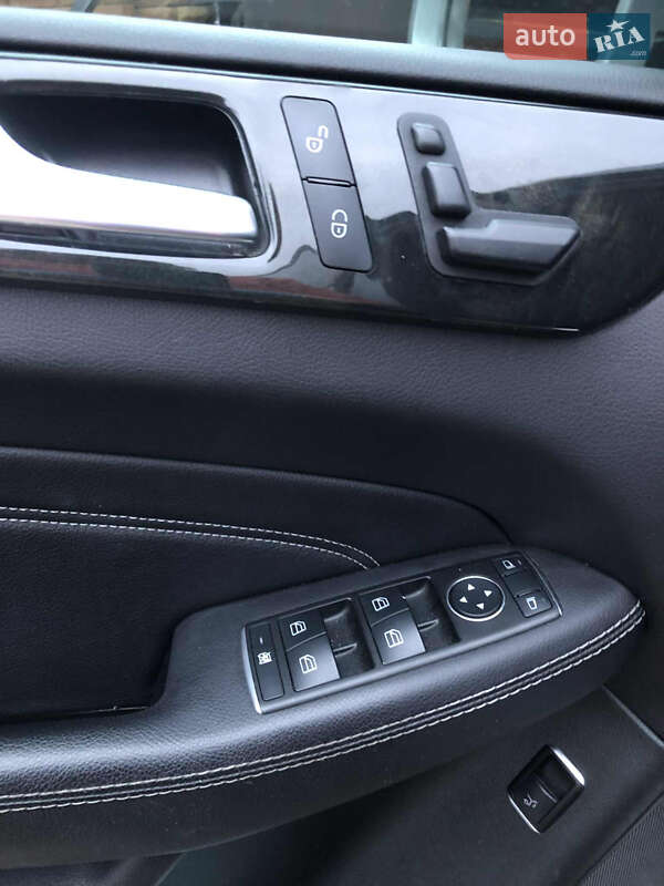 Позашляховик / Кросовер Mercedes-Benz M-Class 2015 в Тячеві