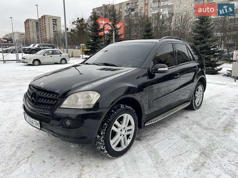 Позашляховик / Кросовер Mercedes-Benz M-Class 2005 в Львові фото 11 Позашляховик / Кросовер Mercedes-Benz M-Class 2005 в Львові