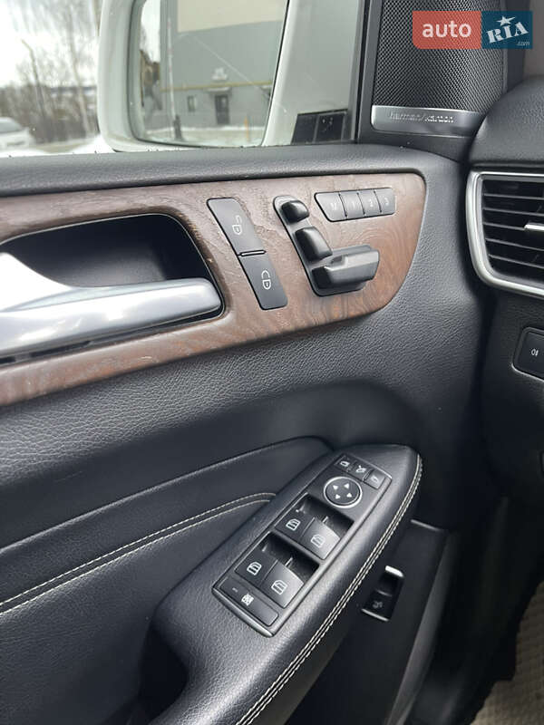 Позашляховик / Кросовер Mercedes-Benz M-Class 2014 в Фастові