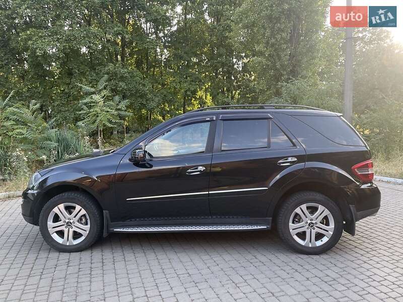 Позашляховик / Кросовер Mercedes-Benz M-Class 2007 в Одесі