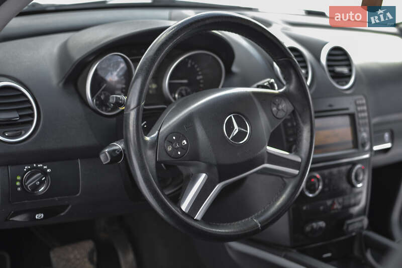 Позашляховик / Кросовер Mercedes-Benz M-Class 2009 в Самборі фото 15 Позашляховик / Кросовер Mercedes-Benz M-Class 2009 в Самборі