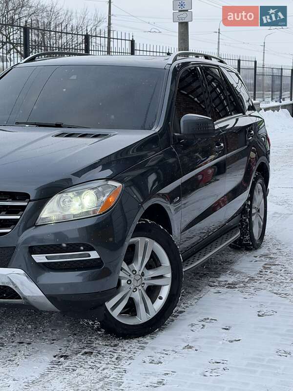 Внедорожник / Кроссовер Mercedes-Benz M-Class 2011 в Белой Церкви