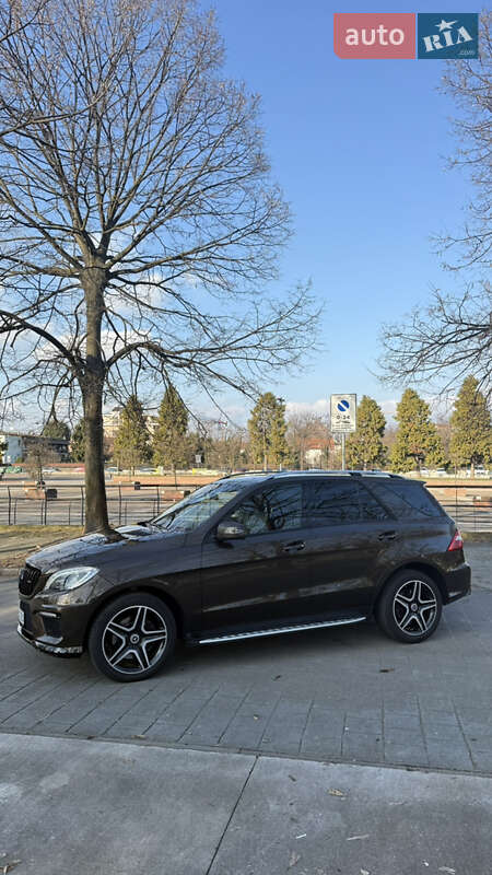 Позашляховик / Кросовер Mercedes-Benz M-Class 2013 в Новоселиці фото 6 Позашляховик / Кросовер Mercedes-Benz M-Class 2013 в Новоселиці