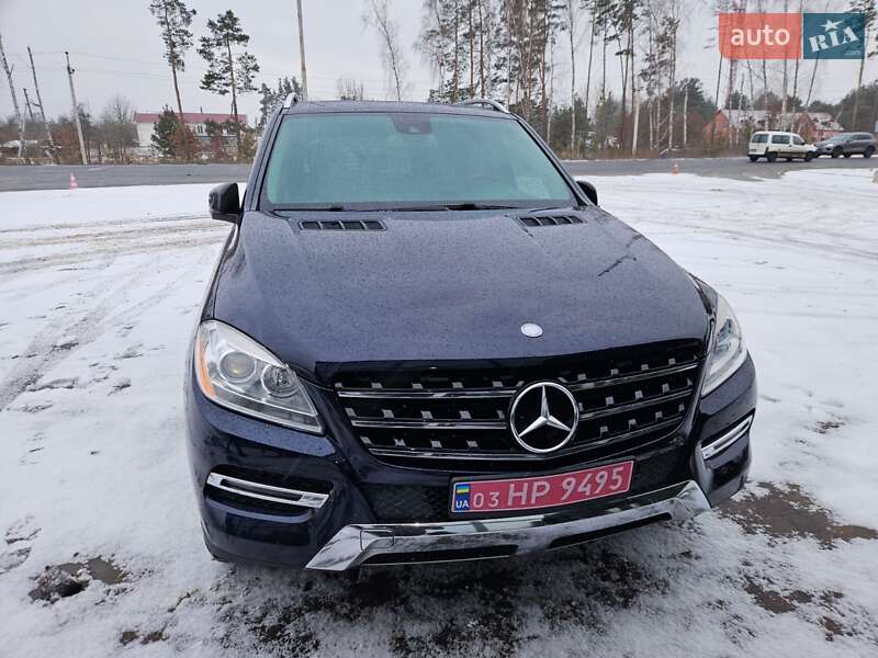 Внедорожник / Кроссовер Mercedes-Benz M-Class 2015 в Ковеле