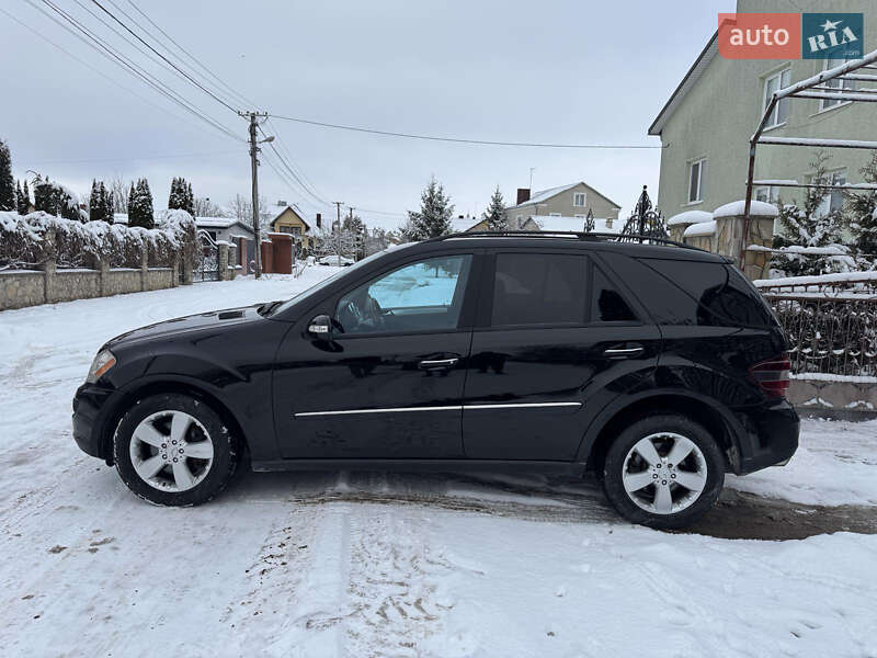 Позашляховик / Кросовер Mercedes-Benz M-Class 2006 в Івано-Франківську