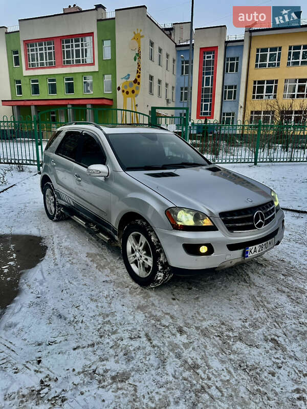 Внедорожник / Кроссовер Mercedes-Benz M-Class 2005 в Киеве фото 5 Внедорожник / Кроссовер Mercedes-Benz M-Class 2005 в Киеве
