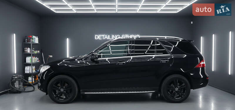 Позашляховик / Кросовер Mercedes-Benz M-Class 2012 в Хмельницькому