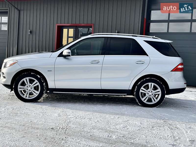 Позашляховик / Кросовер Mercedes-Benz M-Class 2012 в Ковелі