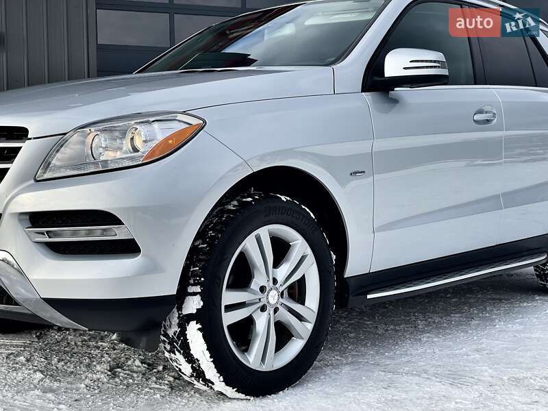 Позашляховик / Кросовер Mercedes-Benz M-Class 2012 в Ковелі