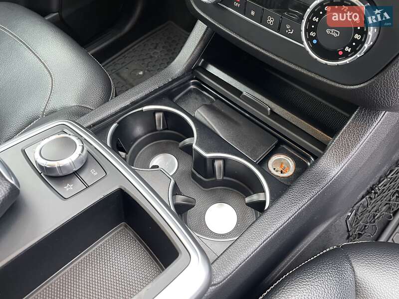 Позашляховик / Кросовер Mercedes-Benz M-Class 2012 в Ковелі