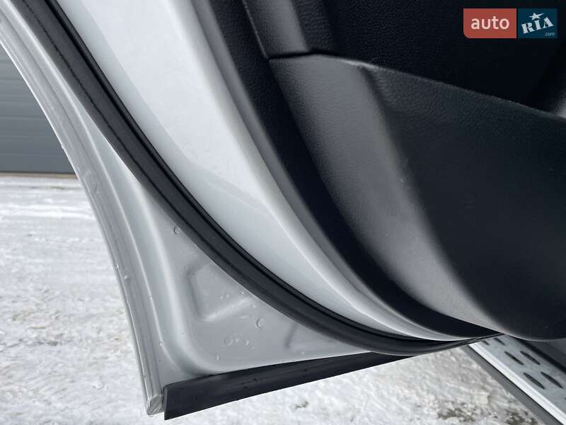 Позашляховик / Кросовер Mercedes-Benz M-Class 2012 в Ковелі