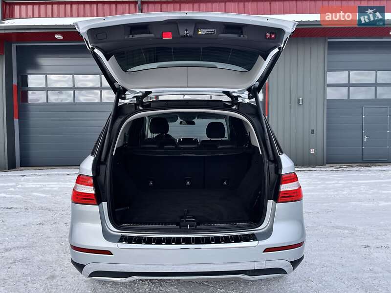 Позашляховик / Кросовер Mercedes-Benz M-Class 2012 в Ковелі