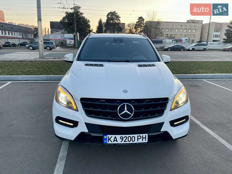 Позашляховик / Кросовер Mercedes-Benz M-Class 2015 в Києві фото 5 Позашляховик / Кросовер Mercedes-Benz M-Class 2015 в Києві