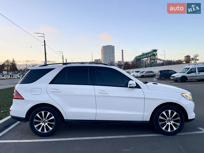 Позашляховик / Кросовер Mercedes-Benz M-Class 2015 в Києві фото 8 Позашляховик / Кросовер Mercedes-Benz M-Class 2015 в Києві