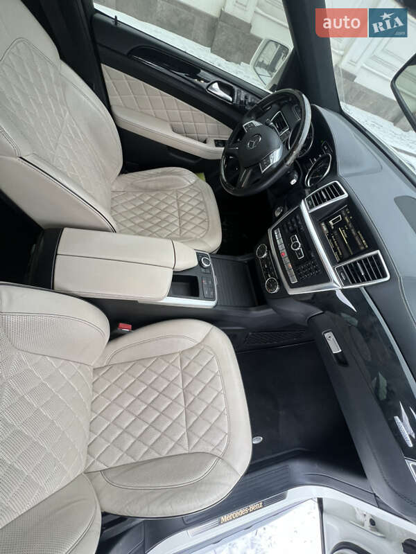 Внедорожник / Кроссовер Mercedes-Benz M-Class 2012 в Ровно фото 26 Внедорожник / Кроссовер Mercedes-Benz M-Class 2012 в Ровно