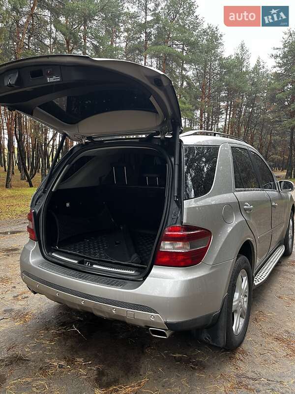 Позашляховик / Кросовер Mercedes-Benz M-Class 2008 в Кам'янському