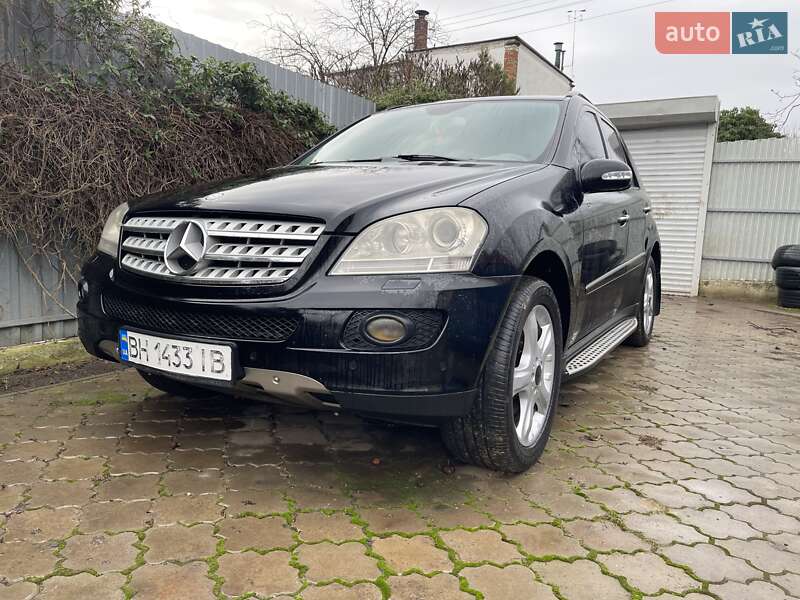 Позашляховик / Кросовер Mercedes-Benz M-Class 2008 в Одесі