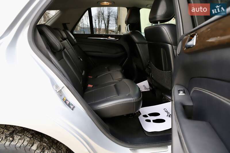 Внедорожник / Кроссовер Mercedes-Benz M-Class 2014 в Дрогобыче